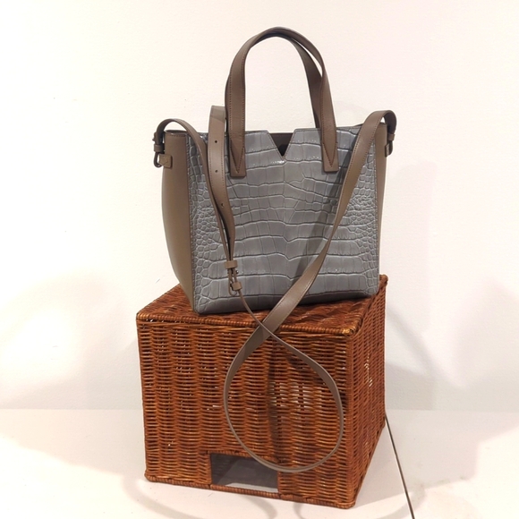 Vince Beige Grey Embossed Leather Crossbody Handbag Purse - Picture 5 of 15